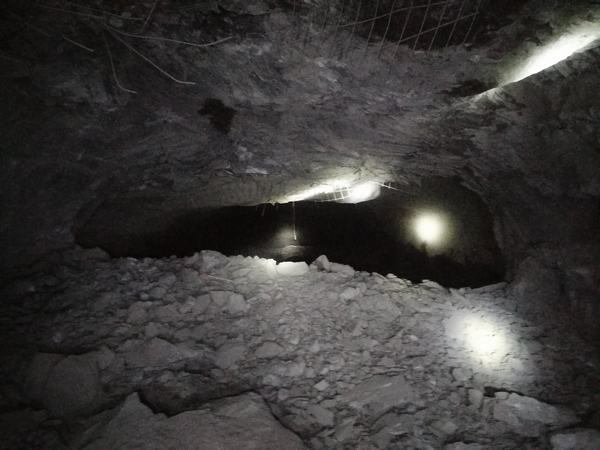 陜煤建設(shè)礦建二公司王峰項目部：礦用盾構(gòu)機/TBM掘進機組裝始發(fā)硐室與瓦斯抽采專用進風巷順利貫通