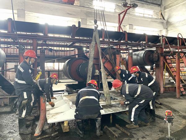 陜煤建設(shè)韓城分公司：91小時鏖戰(zhàn)張家峁礦驅(qū)動裝置檢修戰(zhàn)役