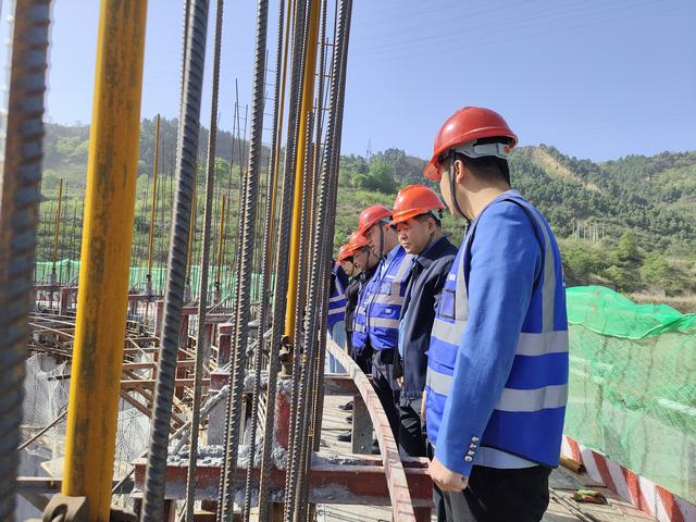 陜煤建設(shè)韓城分公司為作風(fēng)建設(shè)擰緊“發(fā)條”