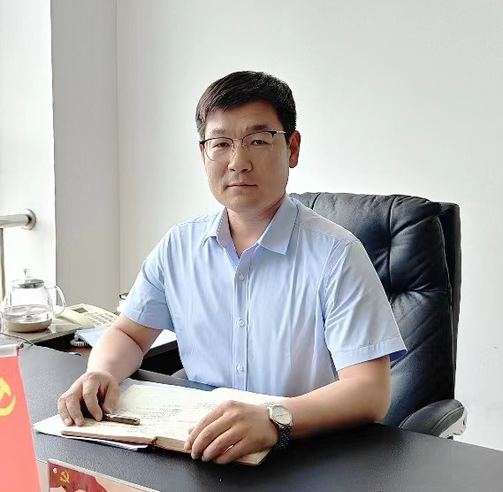 實(shí)干篤行創(chuàng)佳績(jī) 砥礪爭(zhēng)先再揚(yáng)帆