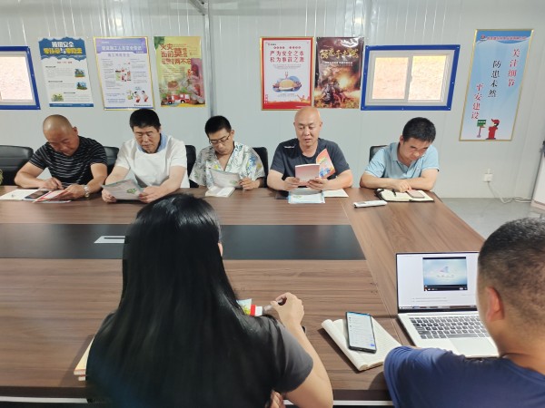 陜煤建設(shè)機電安裝公司涌鑫項目部：生態(tài)環(huán)保，行動起來！