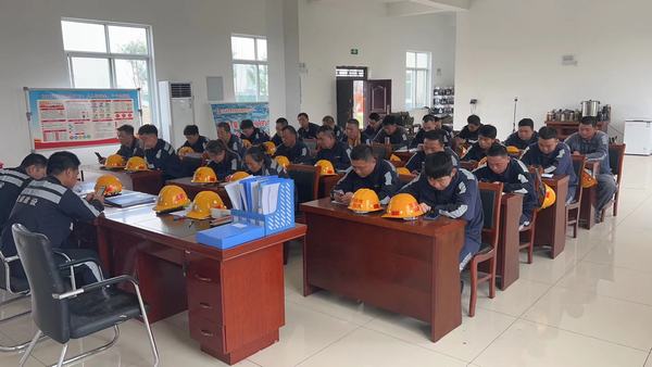 陜煤建設(shè)洗選煤運(yùn)營(yíng)公司神渭蒲城運(yùn)營(yíng)項(xiàng)目部：堅(jiān)持“黨建+安全”，筑牢安全生產(chǎn)堡壘