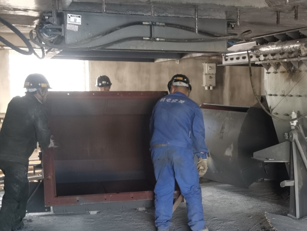 陜煤建設(shè)機(jī)電安裝公司黃陵項目部儲煤設(shè)備改造項目穩(wěn)步推進(jìn)