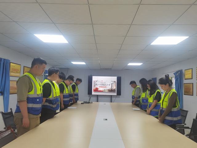 陜煤建設(shè)韓城分公司土建二項目部舉行“銘記歷史，勿忘國恥紀念九一八事變”專題學習會