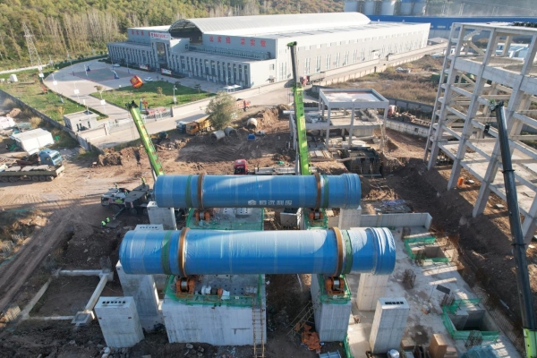 陜煤建設(shè)機(jī)電安裝公司煤矸石制陶粒項(xiàng)目回轉(zhuǎn)窯吊裝安全完成