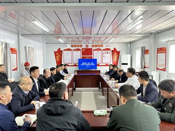 陜煤集團(tuán)總經(jīng)理助理李厚志一行蒞臨陜煤建設(shè)開(kāi)展“兩會(huì)”期間安全大檢查和專(zhuān)題培訓(xùn)活動(dòng)