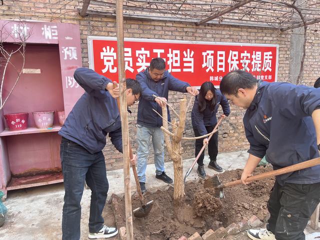 陜煤建設(shè)韓城分公司土建四項目部：植此青綠 不負(fù)春光