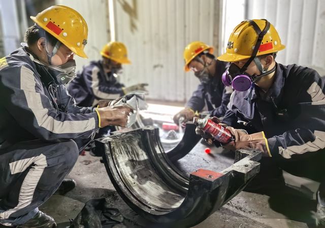 陜煤建設洗選煤運營公司神渭蒲城運營項目部：攻堅克難大檢修  齊心協(xié)力保生產