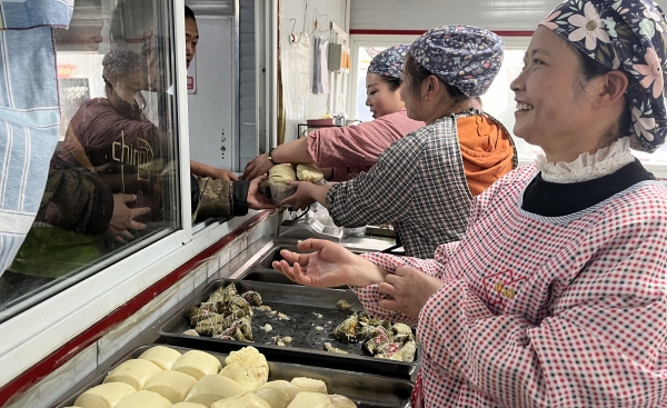 陜煤礦建三公司天山（二號(hào)井）項(xiàng)目部：“端午節(jié)”遇上“安全月”，“粽”享安全