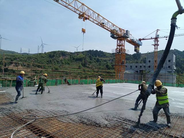 陜煤建設(shè)韓城分公司土建十一項(xiàng)目部：“雙輪驅(qū)”按下施工快鍵，“三維度”掀起建設(shè)熱潮