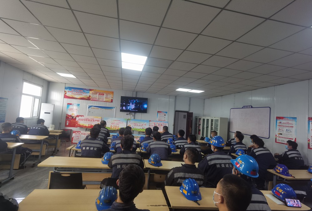 陜煤建設(shè)洗選煤運(yùn)營(yíng)公司紅柳林洗煤廠(chǎng)項(xiàng)目部：多措并舉戰(zhàn)高溫 保障安全有“涼”策