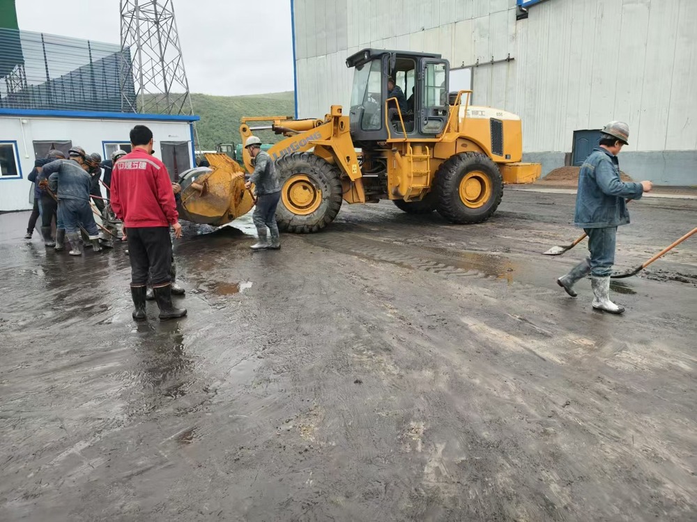 陜煤建設(shè)礦建二公司第六項目部：眾志成城抗擊暴雨險情