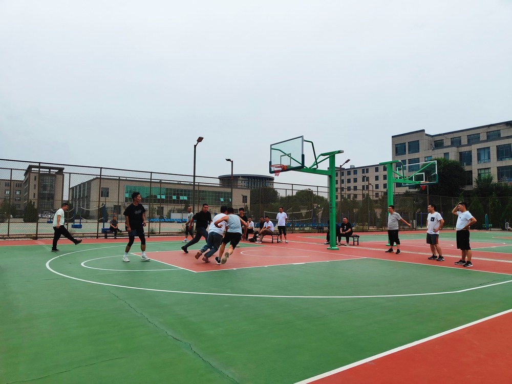 陜煤建設(shè)內(nèi)蒙古分公司開展“走進(jìn)秋天”趣味運(yùn)動(dòng)會(huì)