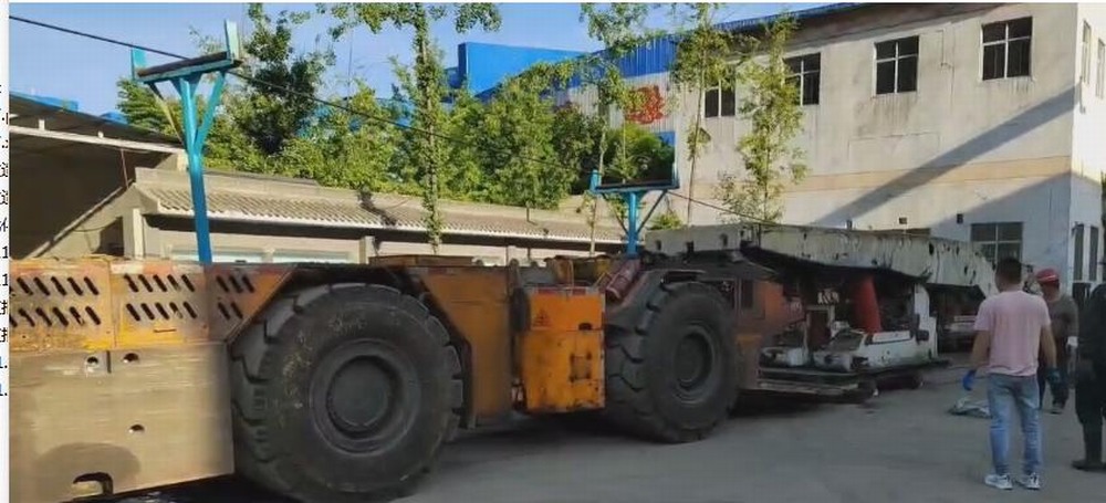 陜煤設(shè)計研究院：韓城礦業(yè)公司桑樹坪二號井率先應(yīng)用無軌膠輪車支架搬運車運輸，提高工作效率，確保安全生產(chǎn)