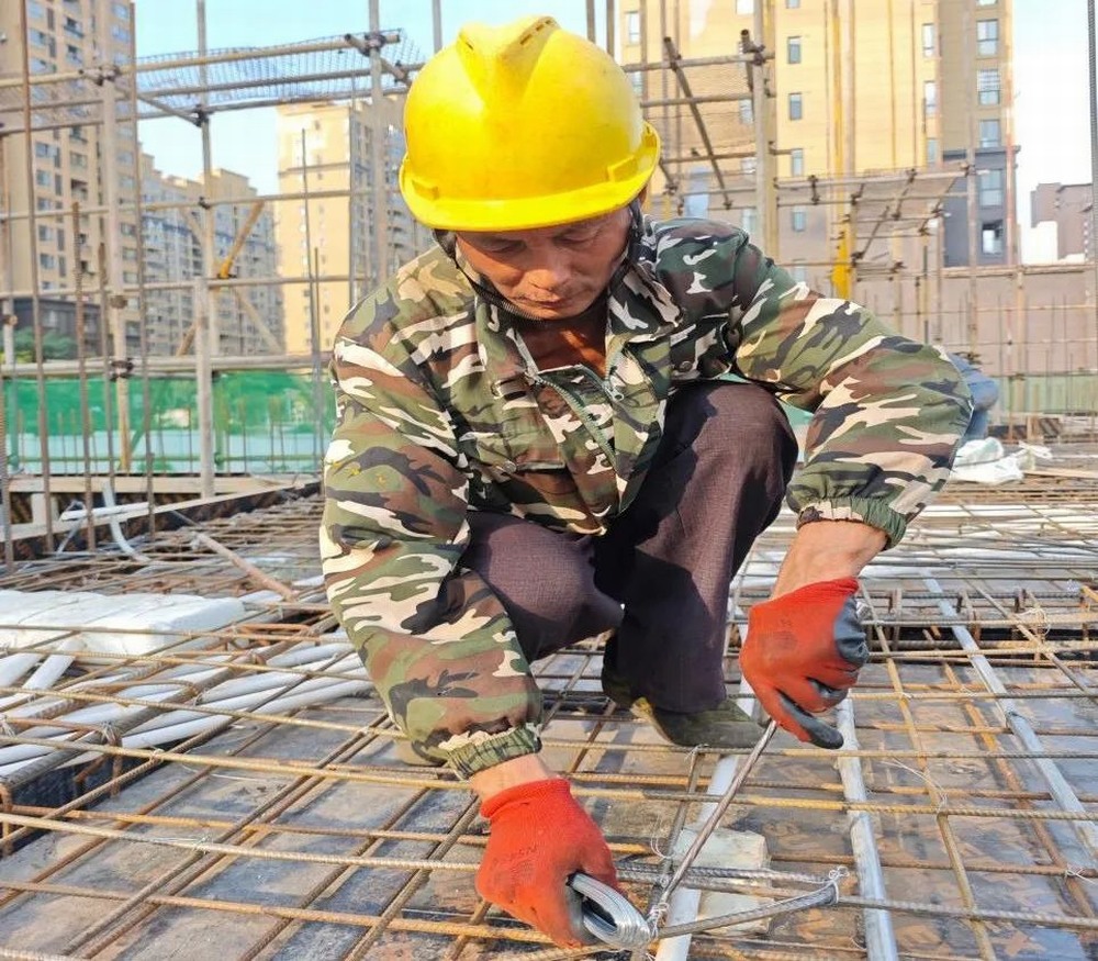 立冬，建筑工人的堅(jiān)守