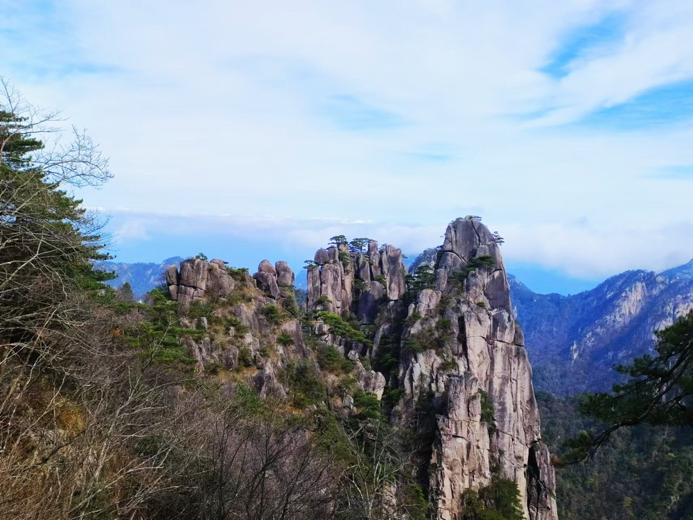 再登光明頂，赴一場(chǎng)秋日美夢(mèng)