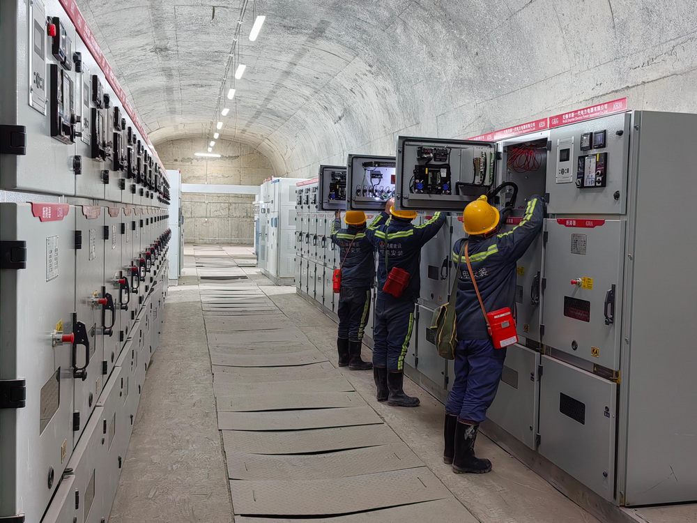 陜煤建設(shè)機(jī)電安裝公司酒鋼項(xiàng)目部：電氣安裝圓滿收官，安全質(zhì)量鑄就口碑