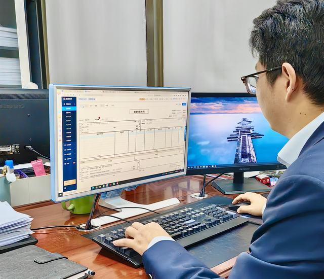 陜煤建設(shè)市場開發(fā)分公司率先啟用掃碼開票系統(tǒng)，開啟智能開票服務(wù)新時代