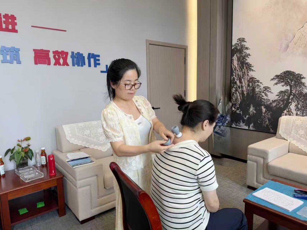 陜煤建設(shè)天工公司工會(huì)：以“暖心賦能”繪就職工關(guān)愛(ài)全景圖