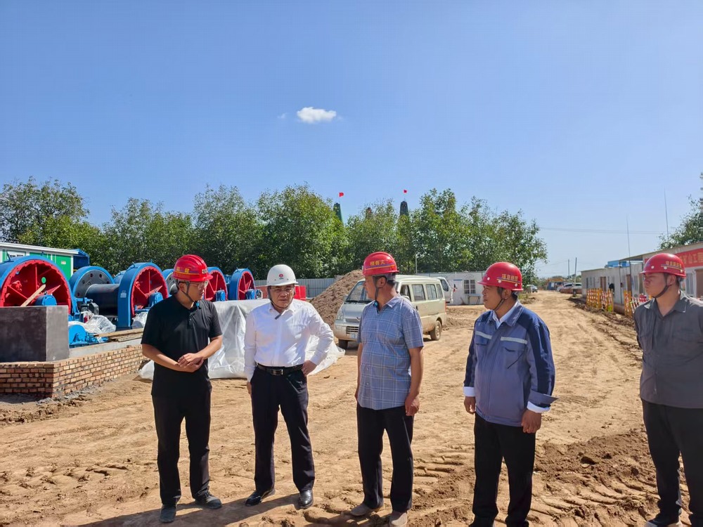 王明智到陜煤建設(shè)礦建二公司第一項目部檢查指導工作