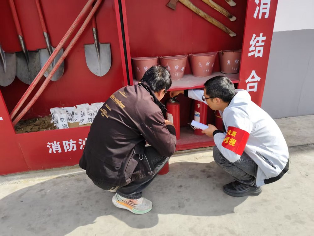 陜煤建設(shè)煤礦運(yùn)營(yíng)服務(wù)分公司：未“凍”先動(dòng) 打響冬季“三防”主動(dòng)仗