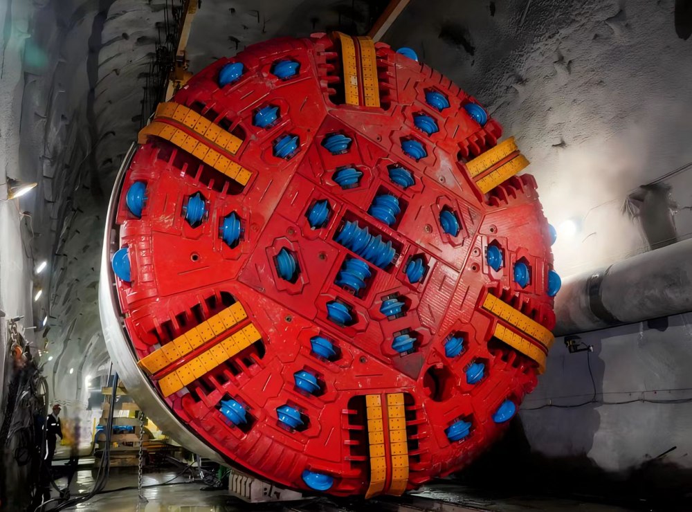 陜煤建設(shè)煤礦運(yùn)營服務(wù)分公司：直徑7.13米TBM掘進(jìn)機(jī)及全套系統(tǒng)帶載聯(lián)合試運(yùn)轉(zhuǎn)成功