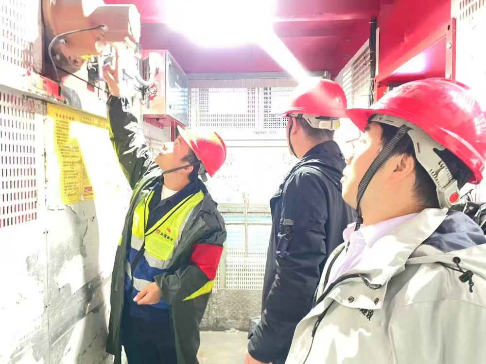 陜煤建設(shè)韓城分公司土建二項(xiàng)目部：黨團(tuán)同心聚合力 匠心筑夢(mèng)譜新篇