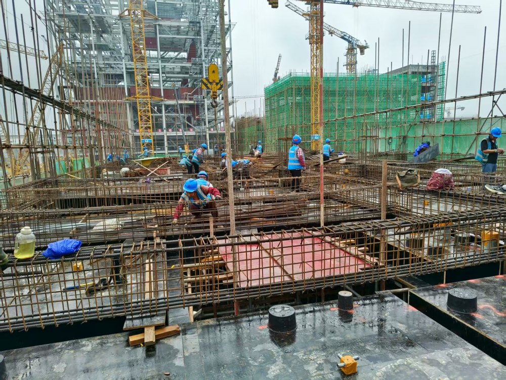 陜煤建設(shè)韓城分公司土建四項(xiàng)目部：歲寒攻堅(jiān)正當(dāng)時(shí)，鐵軍鏖戰(zhàn)展雄風(fēng)