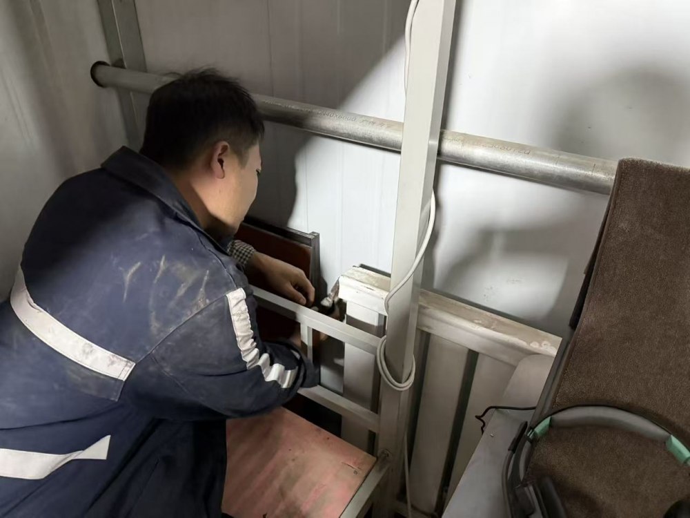 陜煤建設(shè)煤礦運(yùn)營服務(wù)分公司：小寒不寒，暖流涌動