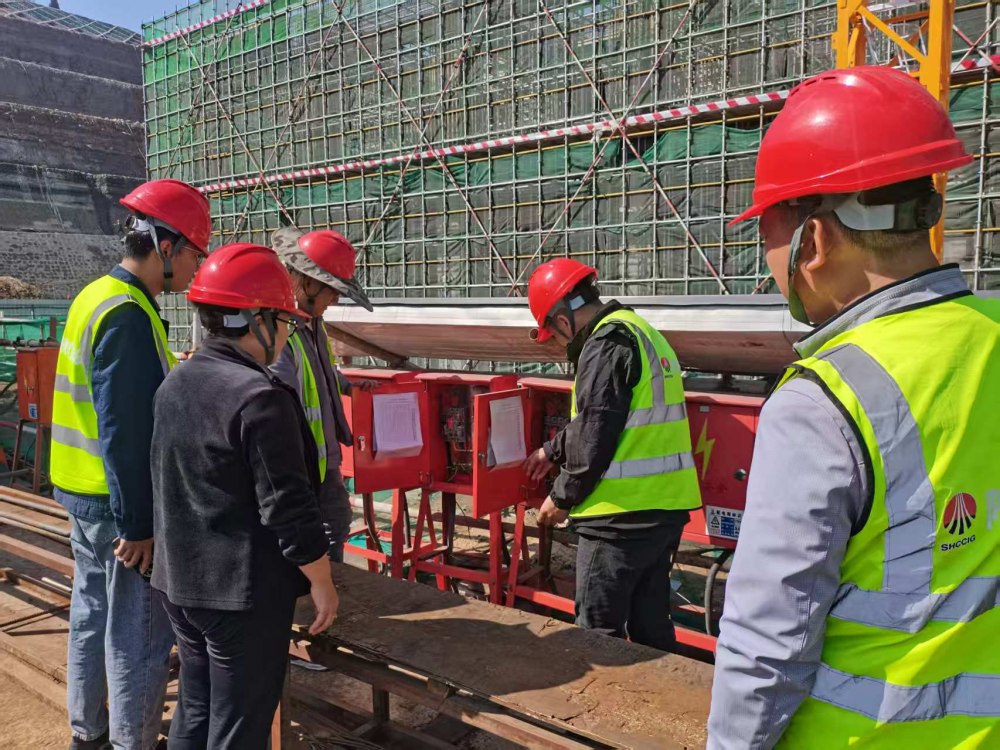 陜煤建設(shè)韓城分公司土建九項目部：黨建引領(lǐng)強擔(dān)當 “三亮三比”促發(fā)展