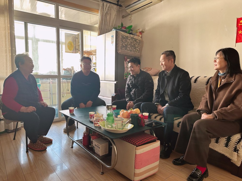 陜煤建設天工公司開展春節(jié)前走訪慰問活動