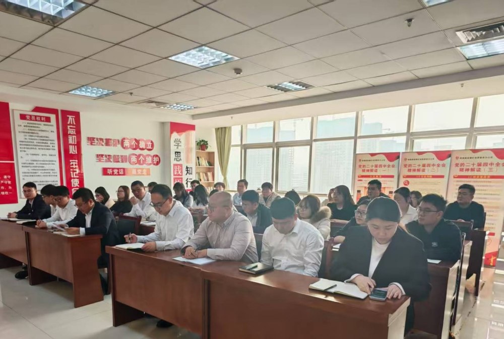 陜煤建設(shè)煤礦運營服務(wù)分公司：借兩會春風 抬奮進龍頭