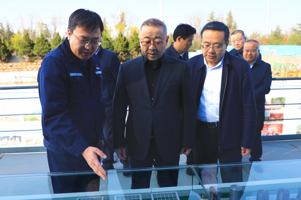 陜西省發(fā)展改革委黨組書(shū)記、主任王青峰蒞臨銅創(chuàng)能材項(xiàng)目調(diào)研指導(dǎo)工作