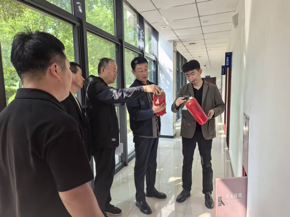 陜煤建設(shè)川耀（空港、智慧泊車）公司：筑牢安全防線   護航平安五一