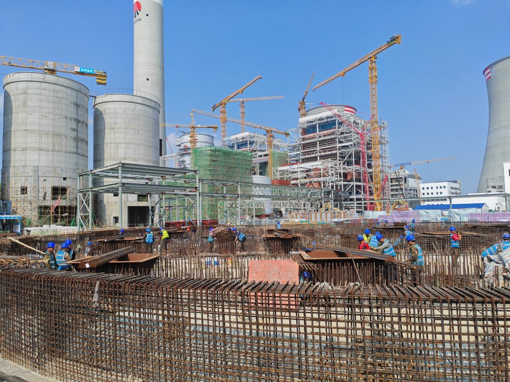 陜煤建設(shè)韓城分公司土建十六項(xiàng)目部:精筑基建豐碑 實(shí)干獻(xiàn)禮最美勞動(dòng)季